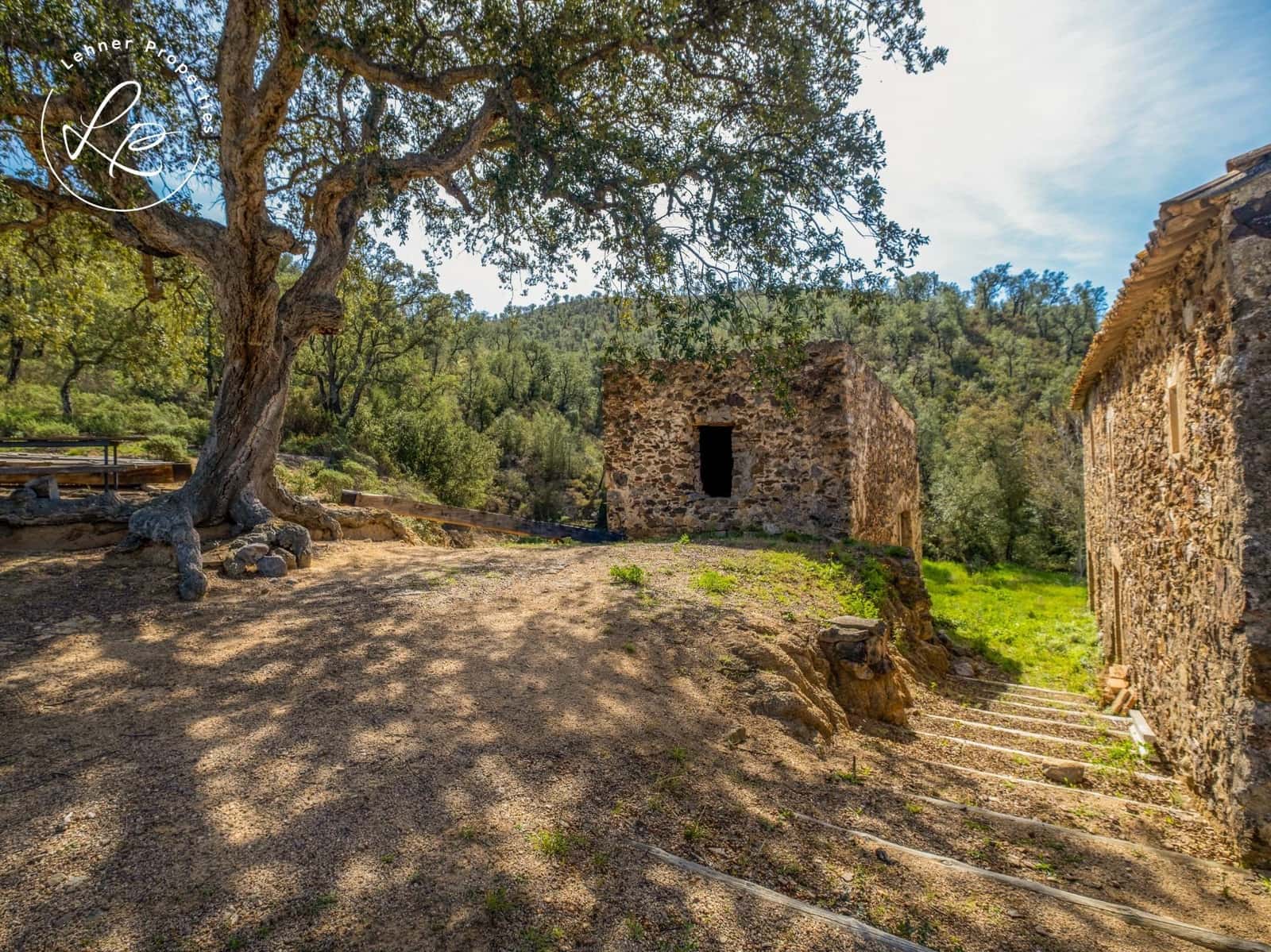 3 sypialnia Finka/Dom wiejski na sprzedaż w Darnius z garażem - 450 000 € (Ref: 9431685)