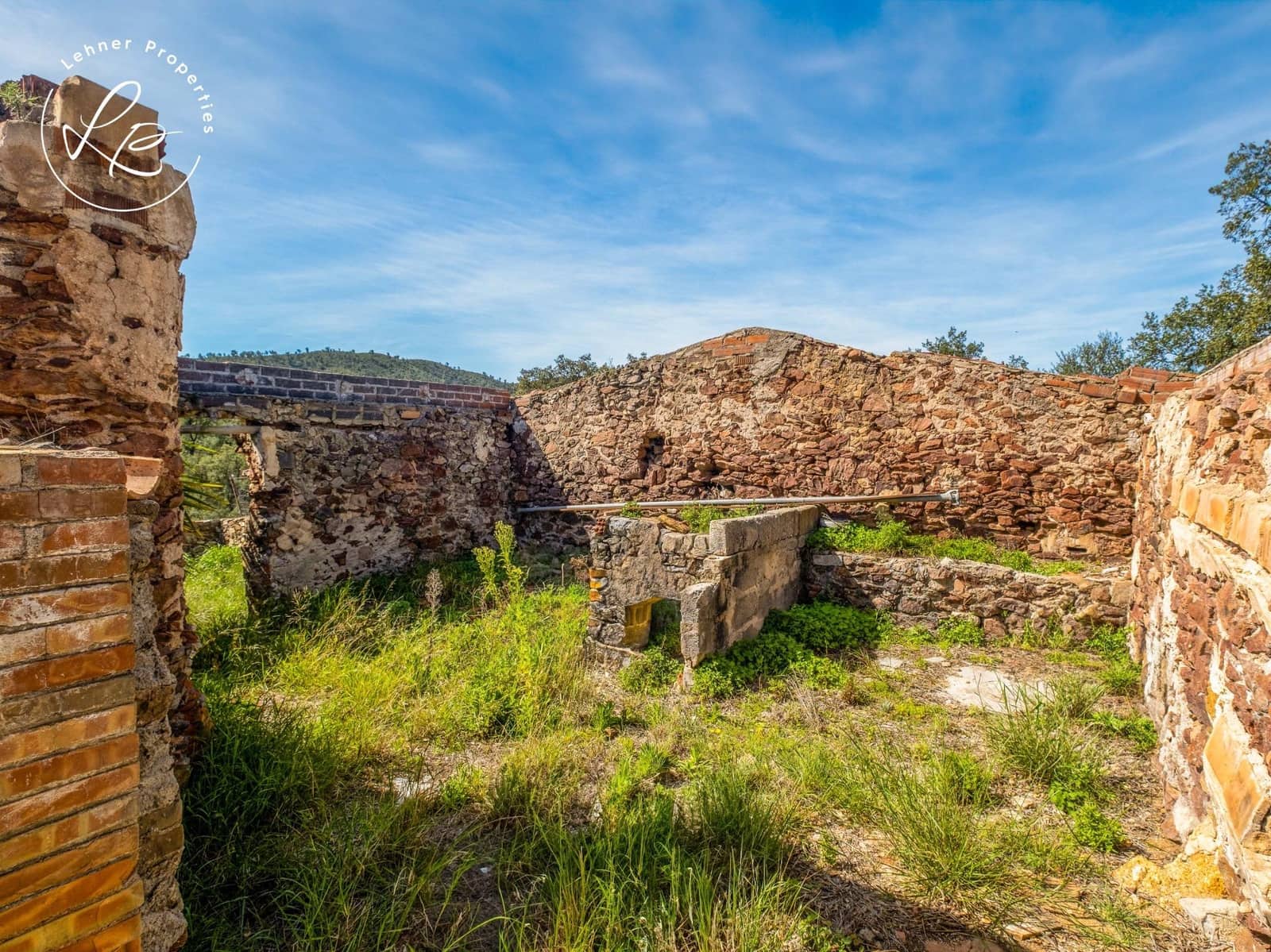 3 sypialnia Finka/Dom wiejski na sprzedaż w Darnius z garażem - 450 000 € (Ref: 9431685)