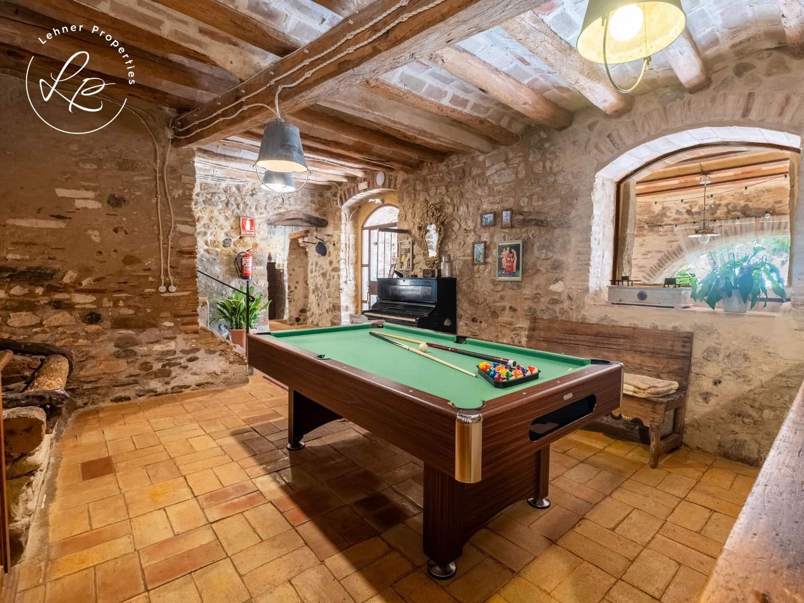 9 slaapkamer Huis te koop in Esponella - € 1.290.000 (Ref: 9431686)