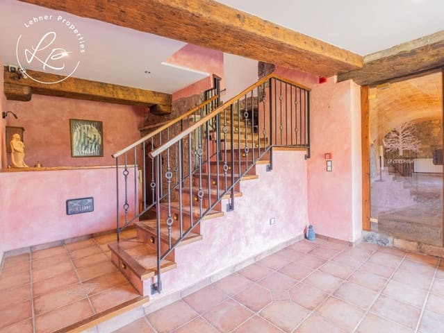 9 bedroom Finca/Country House for sale in La Vall de Bianya with garage - € 1,000,000 (Ref: 9431687)