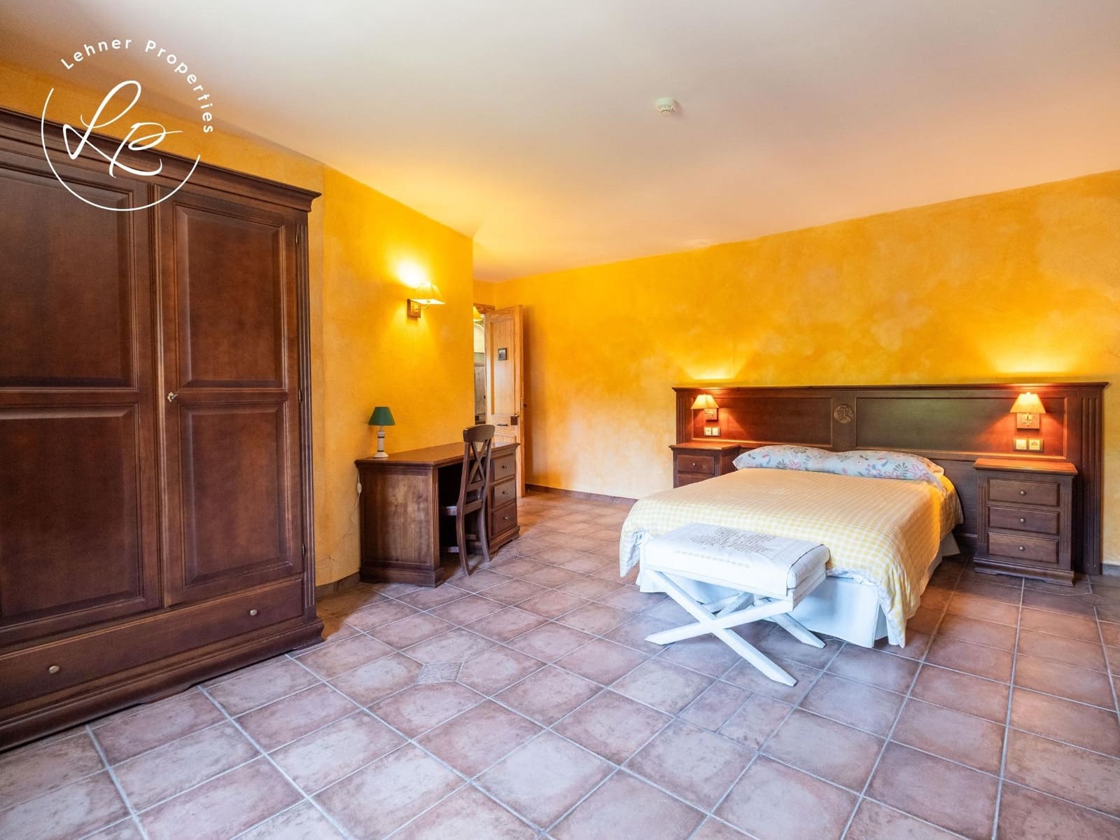 9 soverom Finca/Herregård til salgs i La Vall de Bianya med garasje - € 1 000 000 (Ref: 9431687)