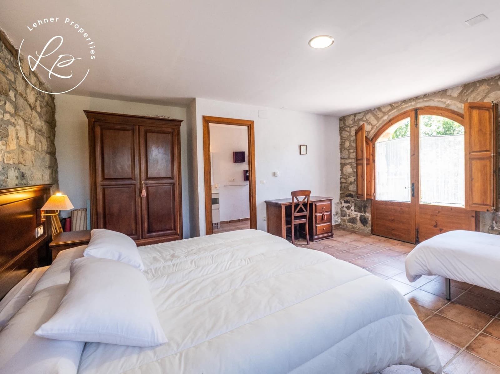 9 soverom Finca/Herregård til salgs i La Vall de Bianya med garasje - € 1 000 000 (Ref: 9431687)