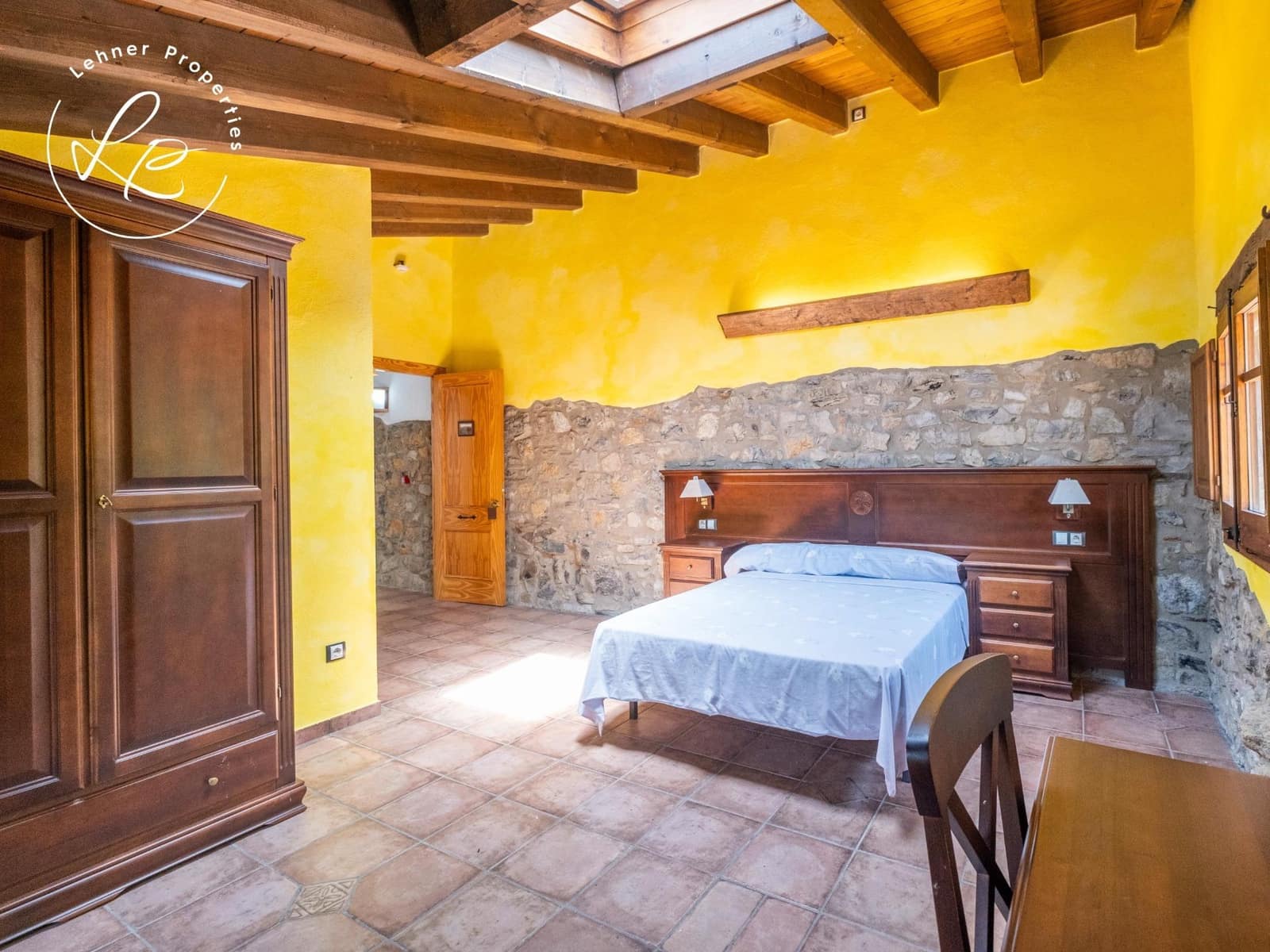 9 soverom Finca/Herregård til salgs i La Vall de Bianya med garasje - € 1 000 000 (Ref: 9431687)