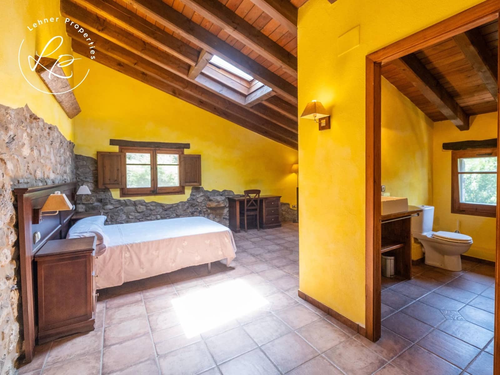 9 soverom Finca/Herregård til salgs i La Vall de Bianya med garasje - € 1 000 000 (Ref: 9431687)