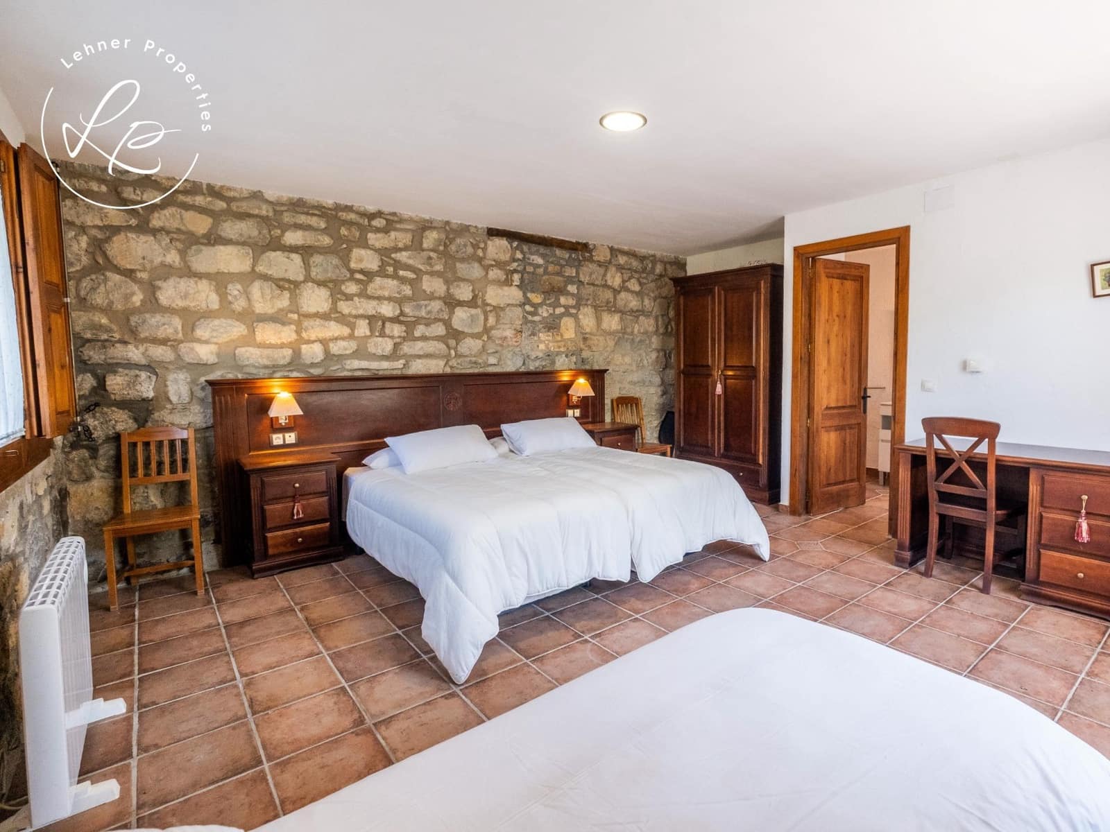 9 soverom Finca/Herregård til salgs i La Vall de Bianya med garasje - € 1 000 000 (Ref: 9431687)