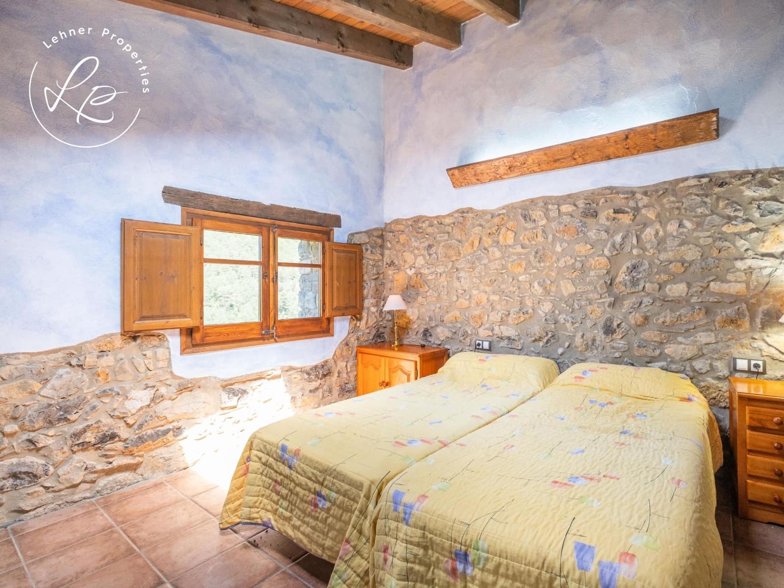 9 soverom Finca/Herregård til salgs i La Vall de Bianya med garasje - € 1 000 000 (Ref: 9431687)
