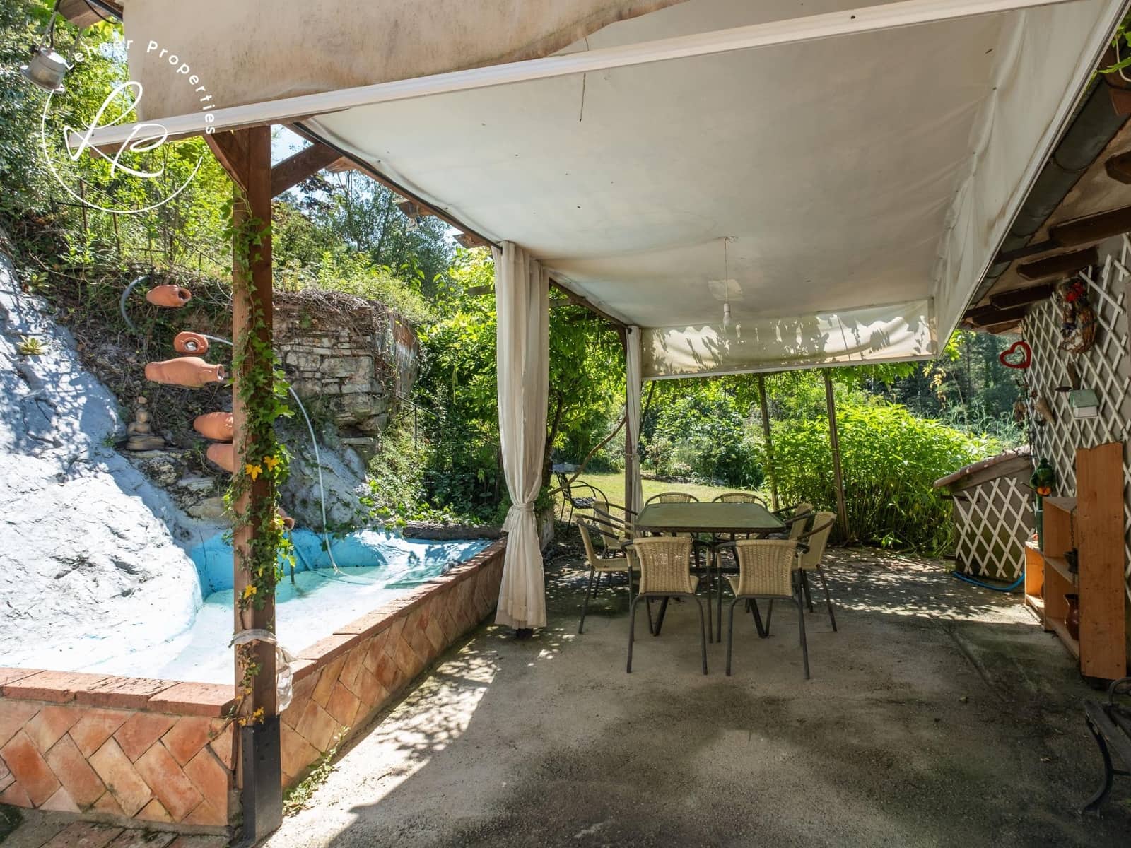 9 soverom Finca/Herregård til salgs i La Vall de Bianya med garasje - € 1 000 000 (Ref: 9431687)