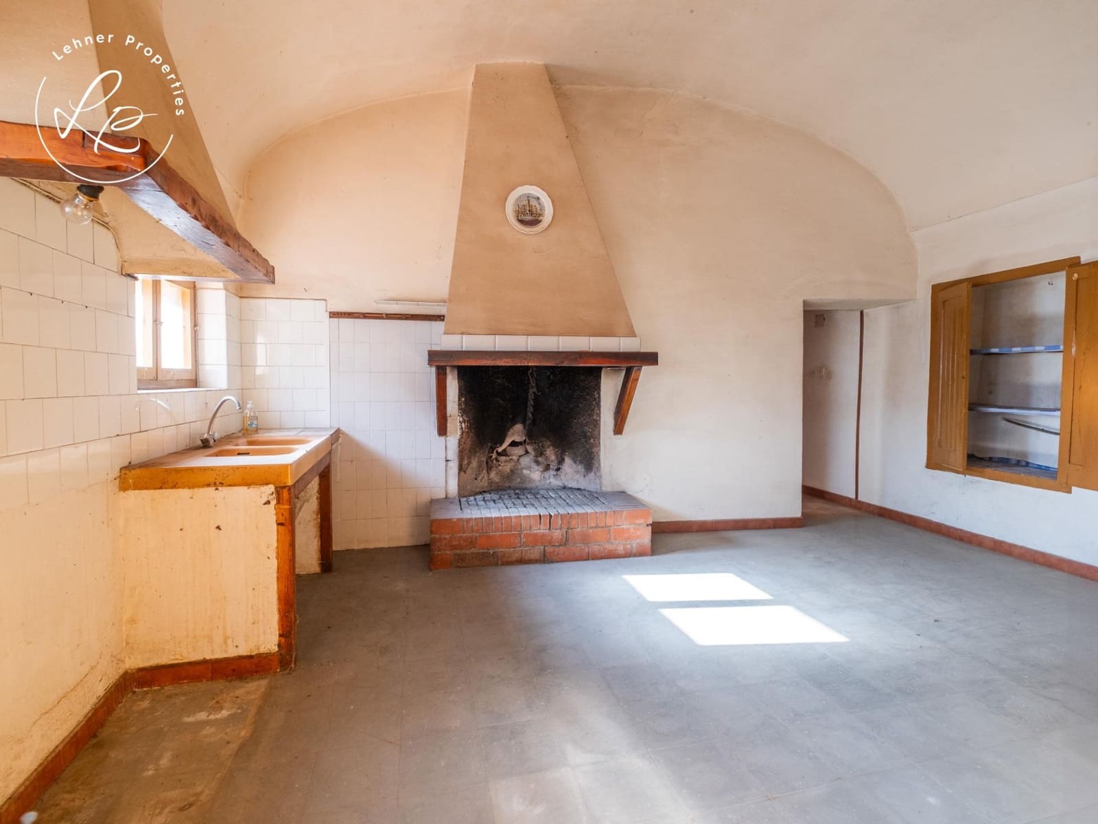 5 slaapkamer Huis te koop in Boadella d'Emporda - € 395.000 (Ref: 9431688)