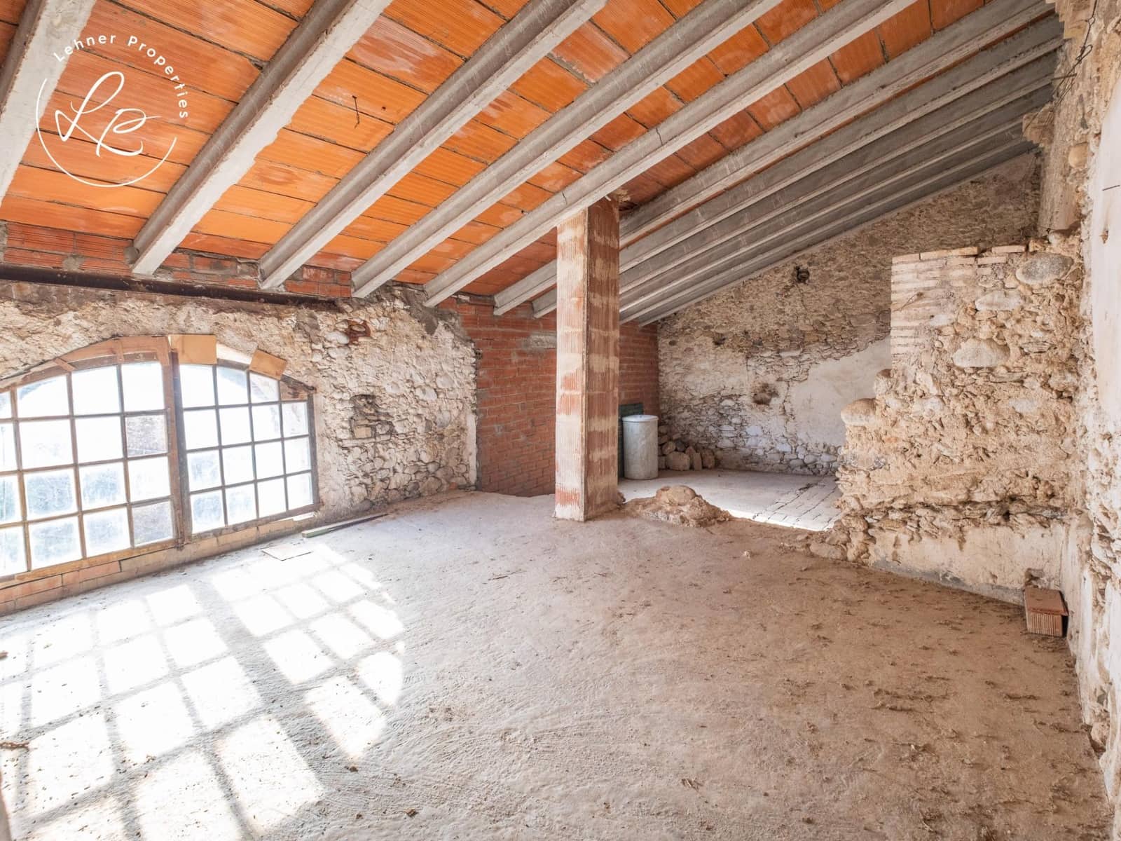 5 slaapkamer Huis te koop in Boadella d'Emporda - € 395.000 (Ref: 9431688)