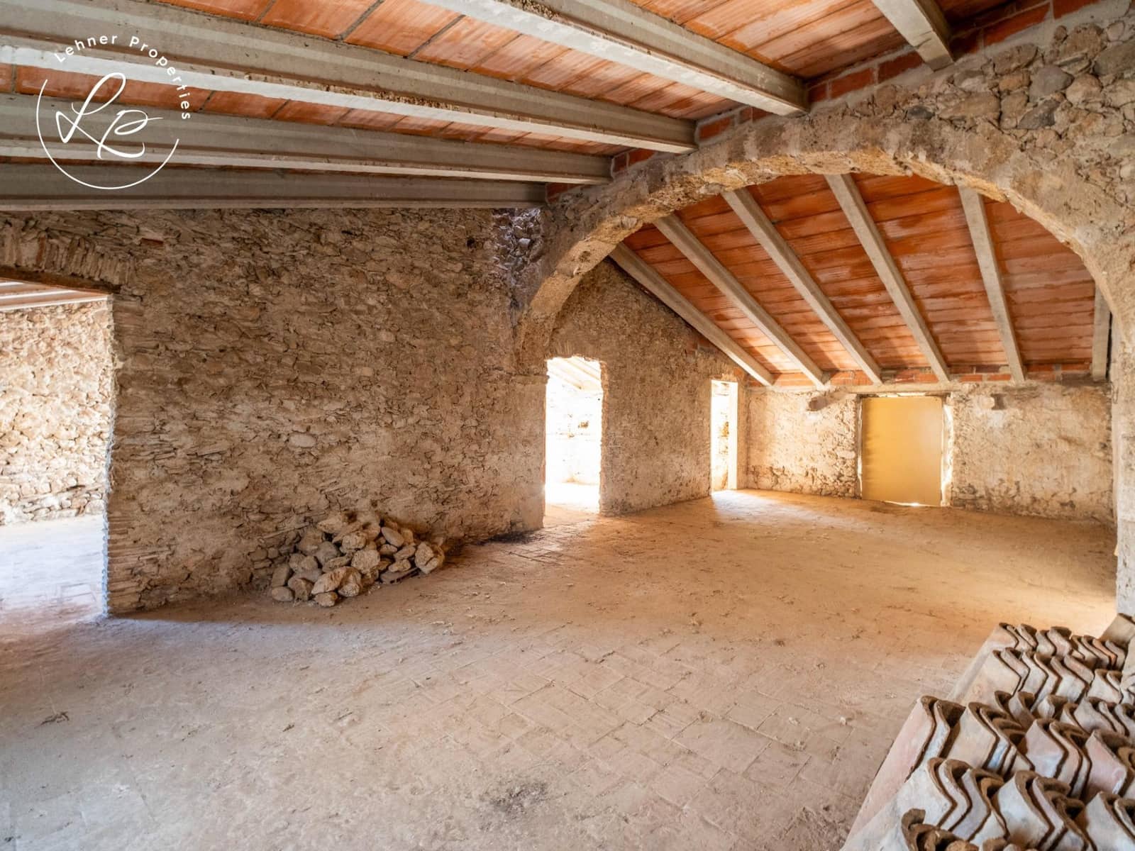 5 slaapkamer Huis te koop in Boadella d'Emporda - € 395.000 (Ref: 9431688)