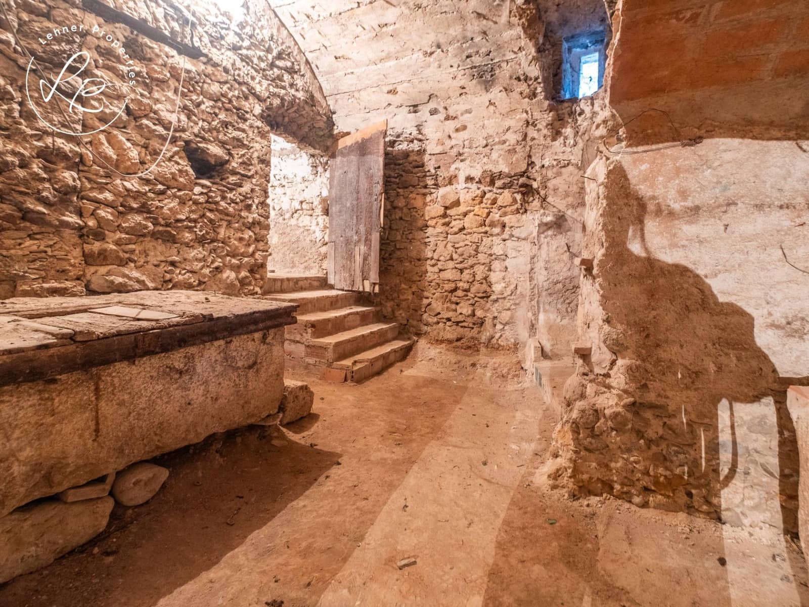 5 slaapkamer Huis te koop in Boadella d'Emporda - € 395.000 (Ref: 9431688)