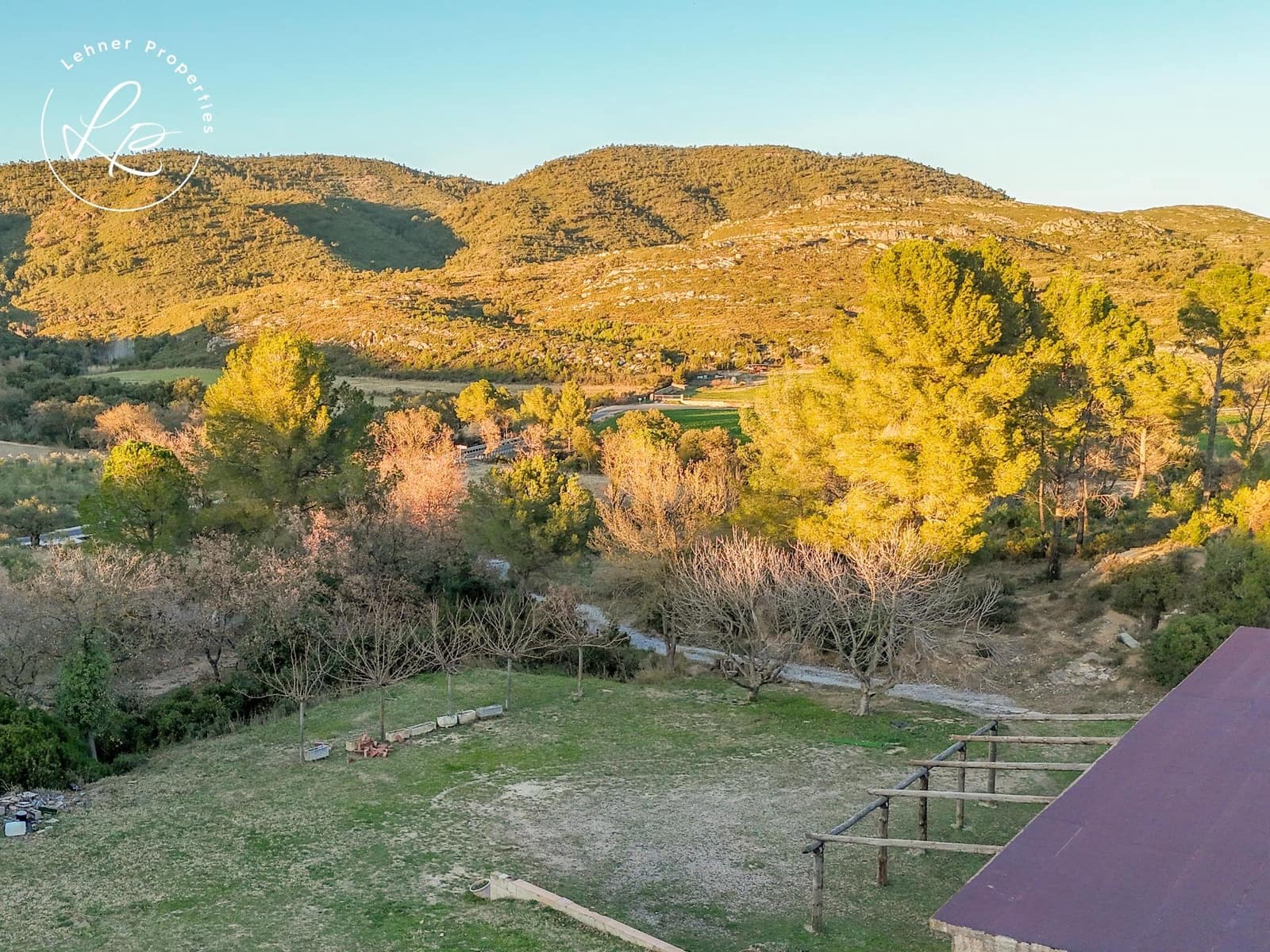 Ubebygd land til salgs i Biure - € 180 000 (Ref: 9431689)