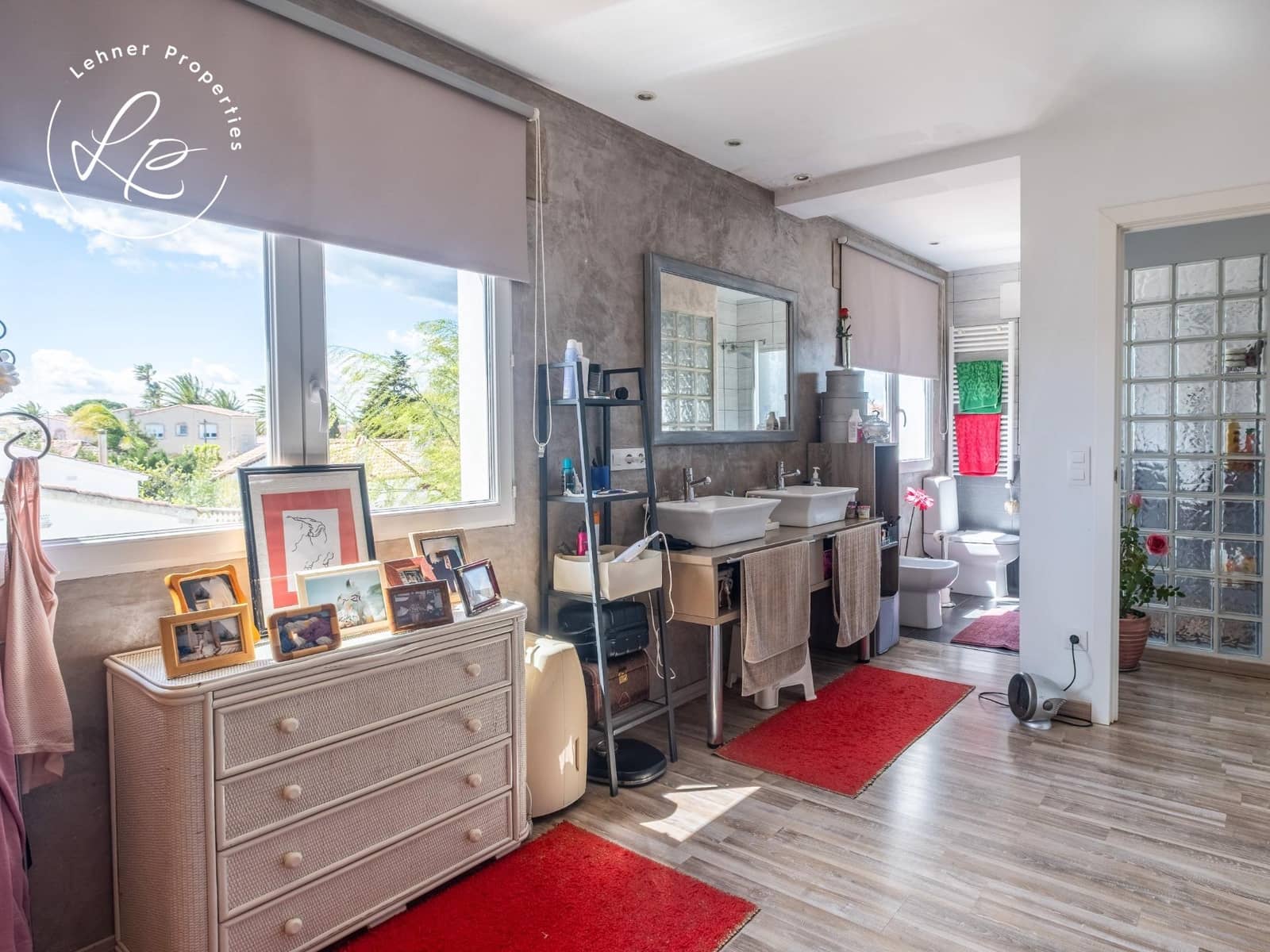 4 sypialnia Willa na sprzedaż w Empuriabrava z basenem garażem - 795 000 € (Ref: 9431691)