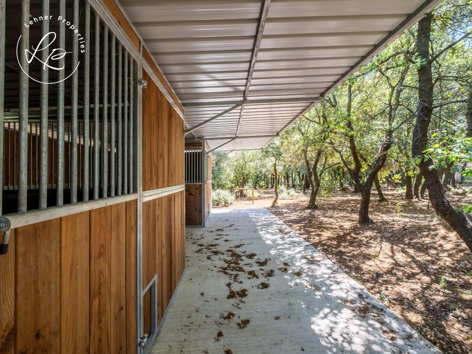 5 sypialnia Finka/Dom wiejski na sprzedaż w Avinyonet de Puigventos z garażem - 998 000 € (Ref: 9431692)