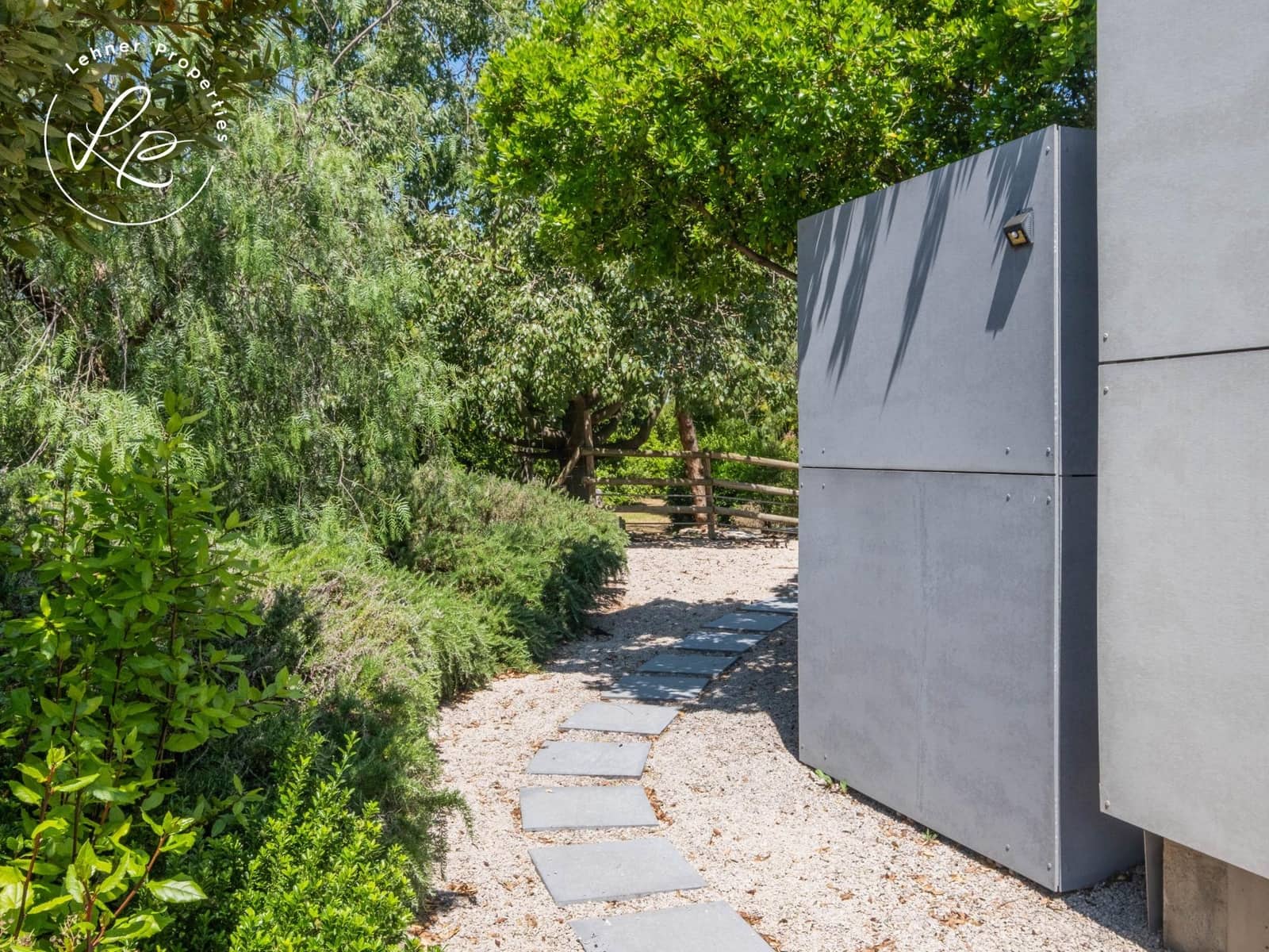 5 sypialnia Finka/Dom wiejski na sprzedaż w Avinyonet de Puigventos z garażem - 998 000 € (Ref: 9431692)