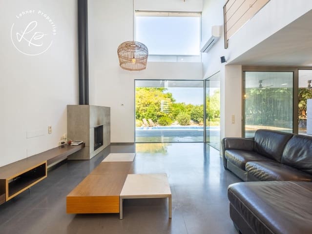 5 sypialnia Finka/Dom wiejski na sprzedaż w Avinyonet de Puigventós z garażem - 998 000 € (Ref: 9431692)