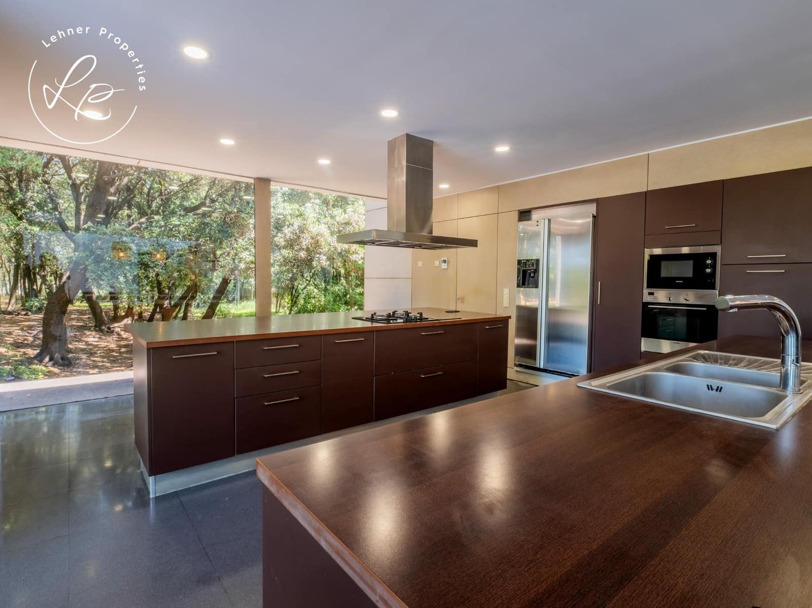 5 sypialnia Finka/Dom wiejski na sprzedaż w Avinyonet de Puigventos z garażem - 998 000 € (Ref: 9431692)