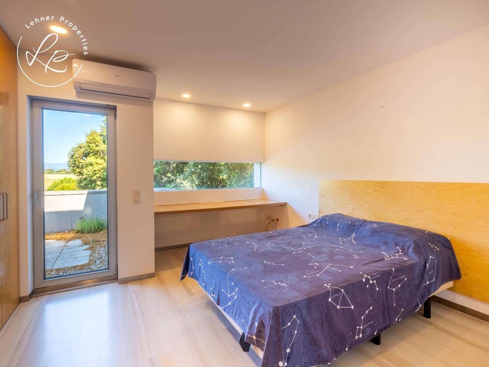 5 slaapkamer Finca/Landhuis te koop in Avinyonet de Puigventos met zwembad garage - € 895.000 (Ref: 9431692)