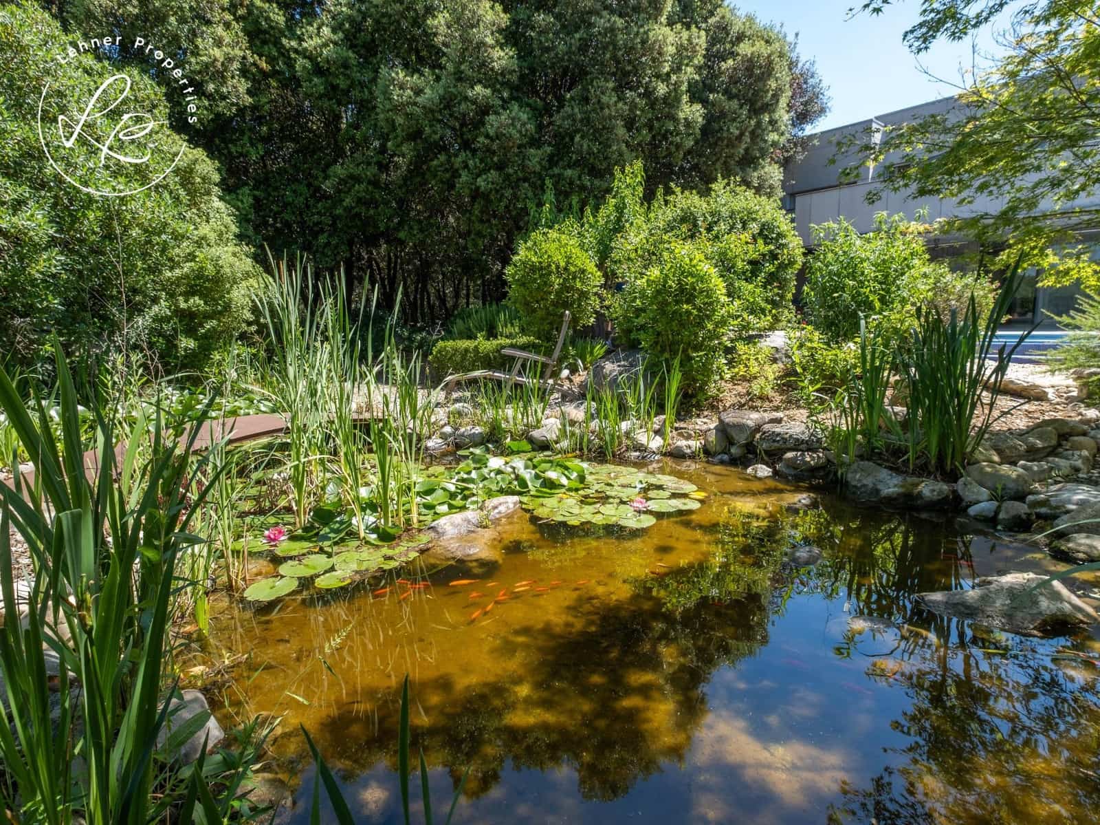 5 slaapkamer Finca/Landhuis te koop in Avinyonet de Puigventos met zwembad garage - € 895.000 (Ref: 9431692)