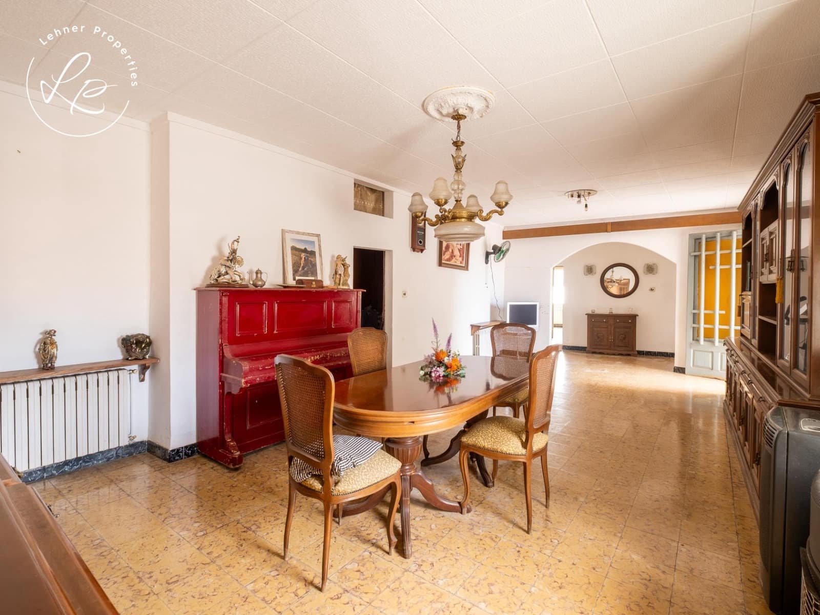 5 soveværelse Byhus til salg i Pontos - € 398.000 (Ref: 9431693)