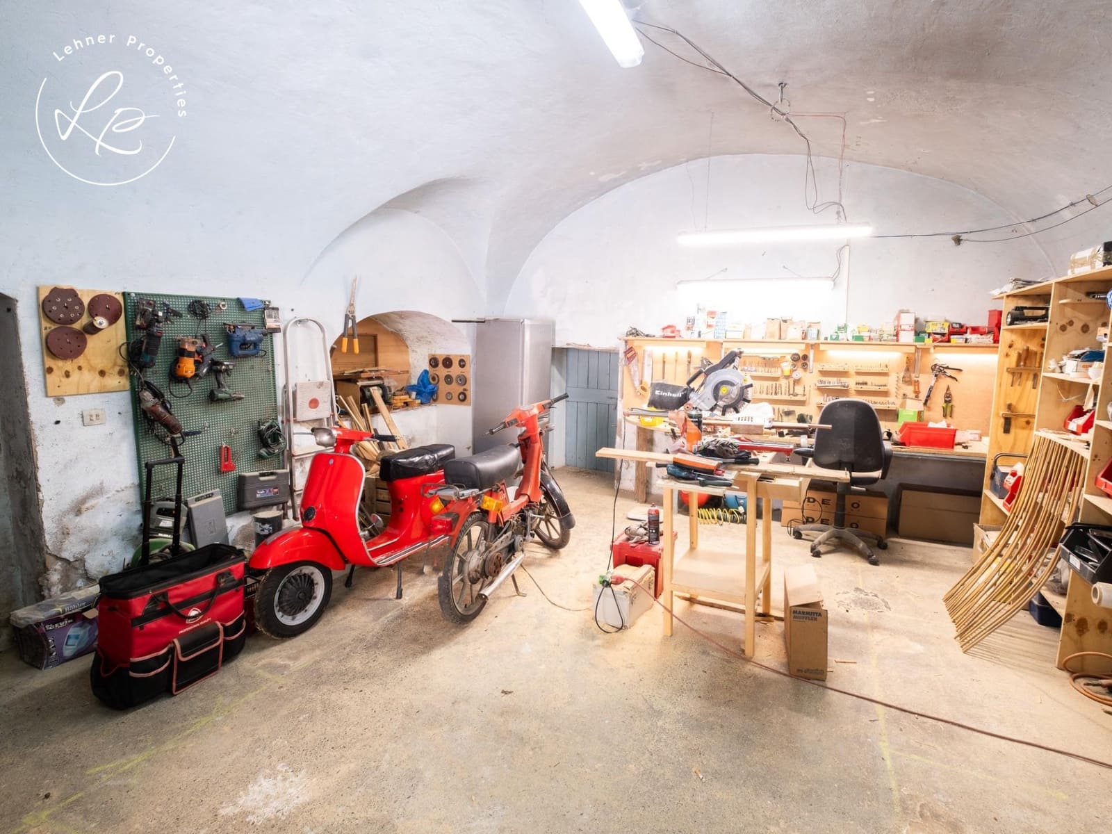 5 soveværelse Byhus til salg i Pontos - € 398.000 (Ref: 9431693)