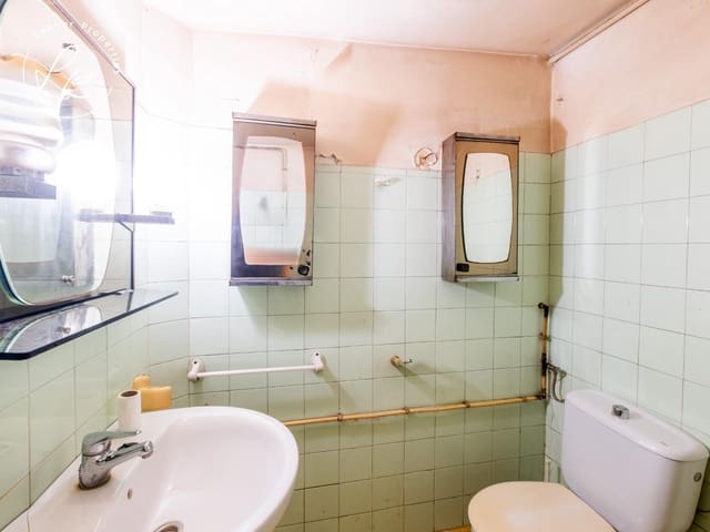 4 camera da letto Villa in vendita in Figueres con garage - 205.000 € (Rif: 9431694)