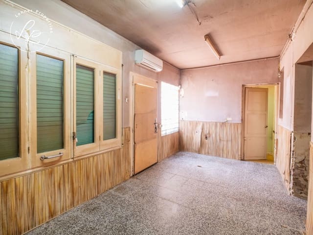 4 camera da letto Villa in vendita in Figueres con garage - 205.000 € (Rif: 9431694)