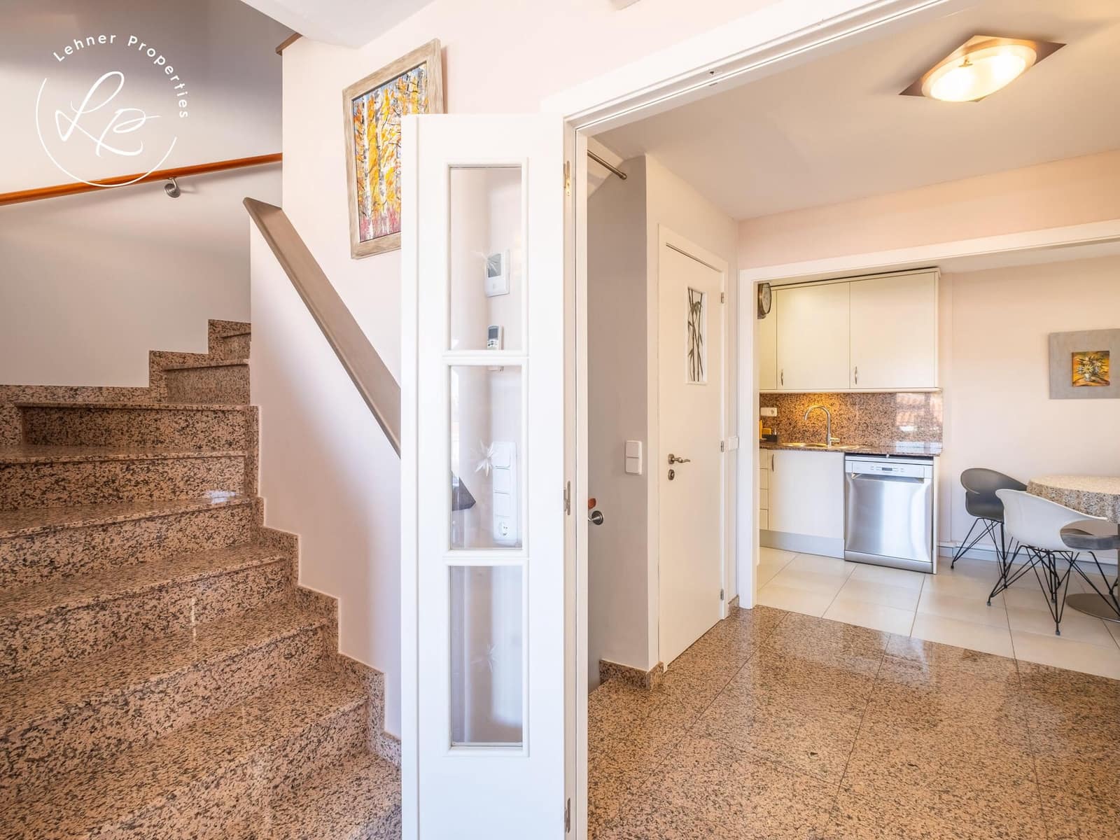 2 makuuhuone Omakotitalo myytävänä paikassa Llanca mukana 
autotalli - 450 000 € (Ref: 9431695)