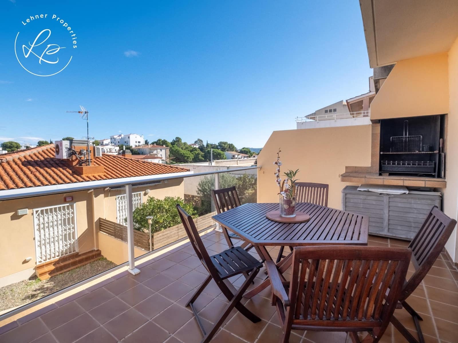 3 sovrum Hus till salu i Llanca med garage - 435 000 € (Ref: 9431695)