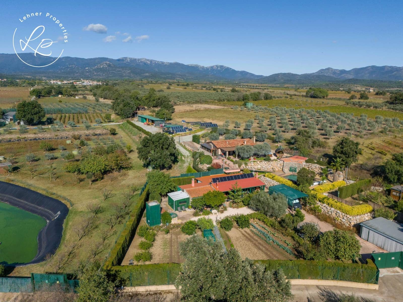 4 bedroom Townhouse for sale in Mollet de Peralada - € 975,000 (Ref: 9431696)