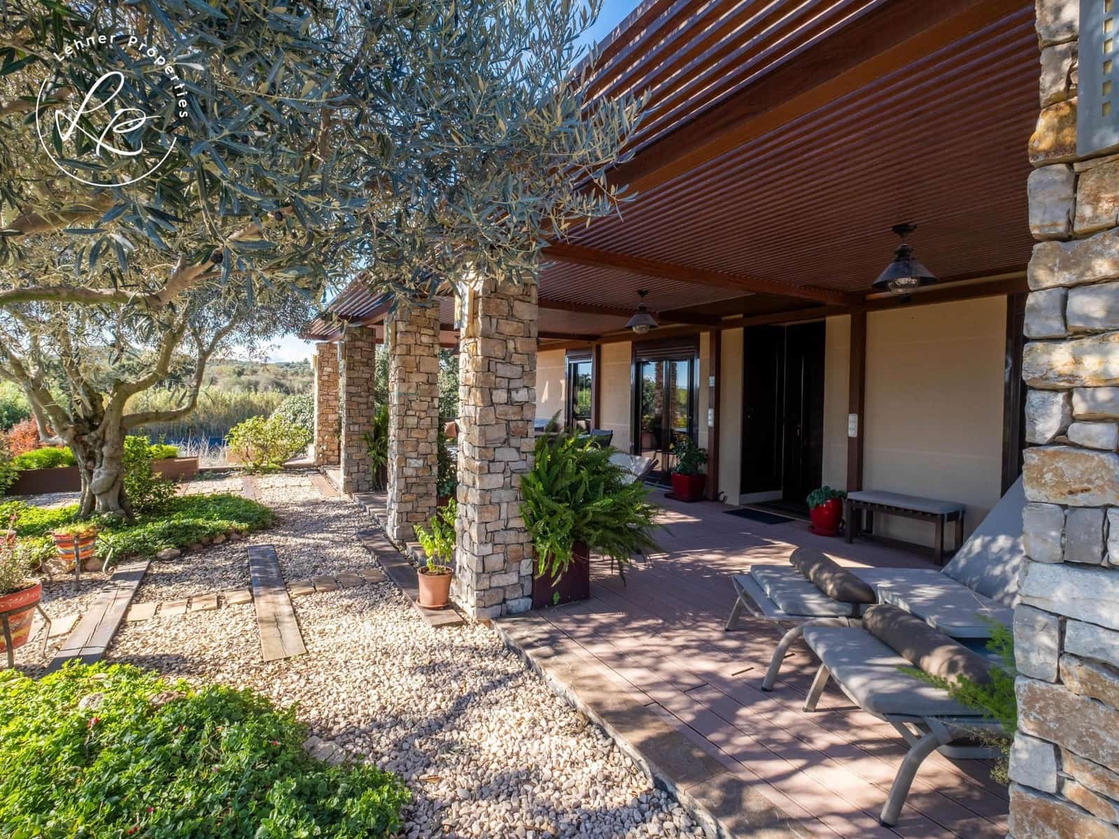 4 bedroom Townhouse for sale in Mollet de Peralada - € 975,000 (Ref: 9431696)