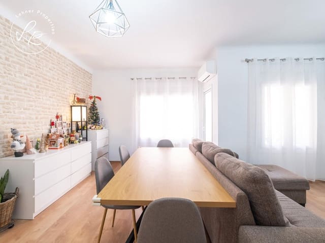 3 quarto Moradia em Banda para venda em Castelló d'Empúries com garagem - 279 000 € (Ref: 9431698)