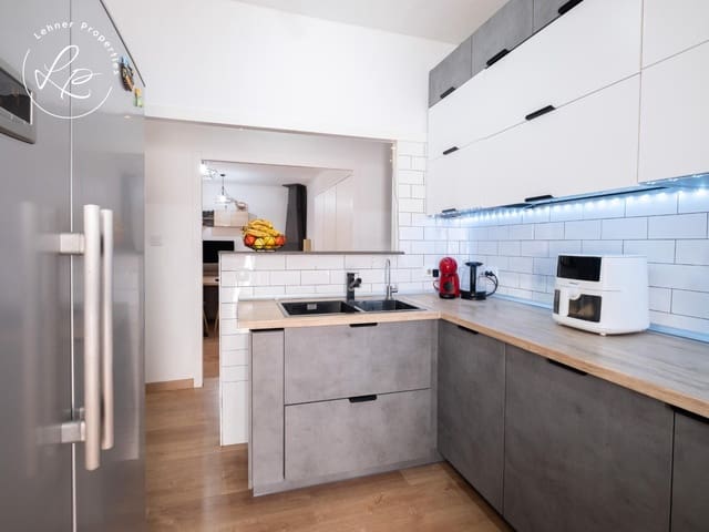 3 quarto Moradia em Banda para venda em Castelló d'Empúries com garagem - 279 000 € (Ref: 9431698)