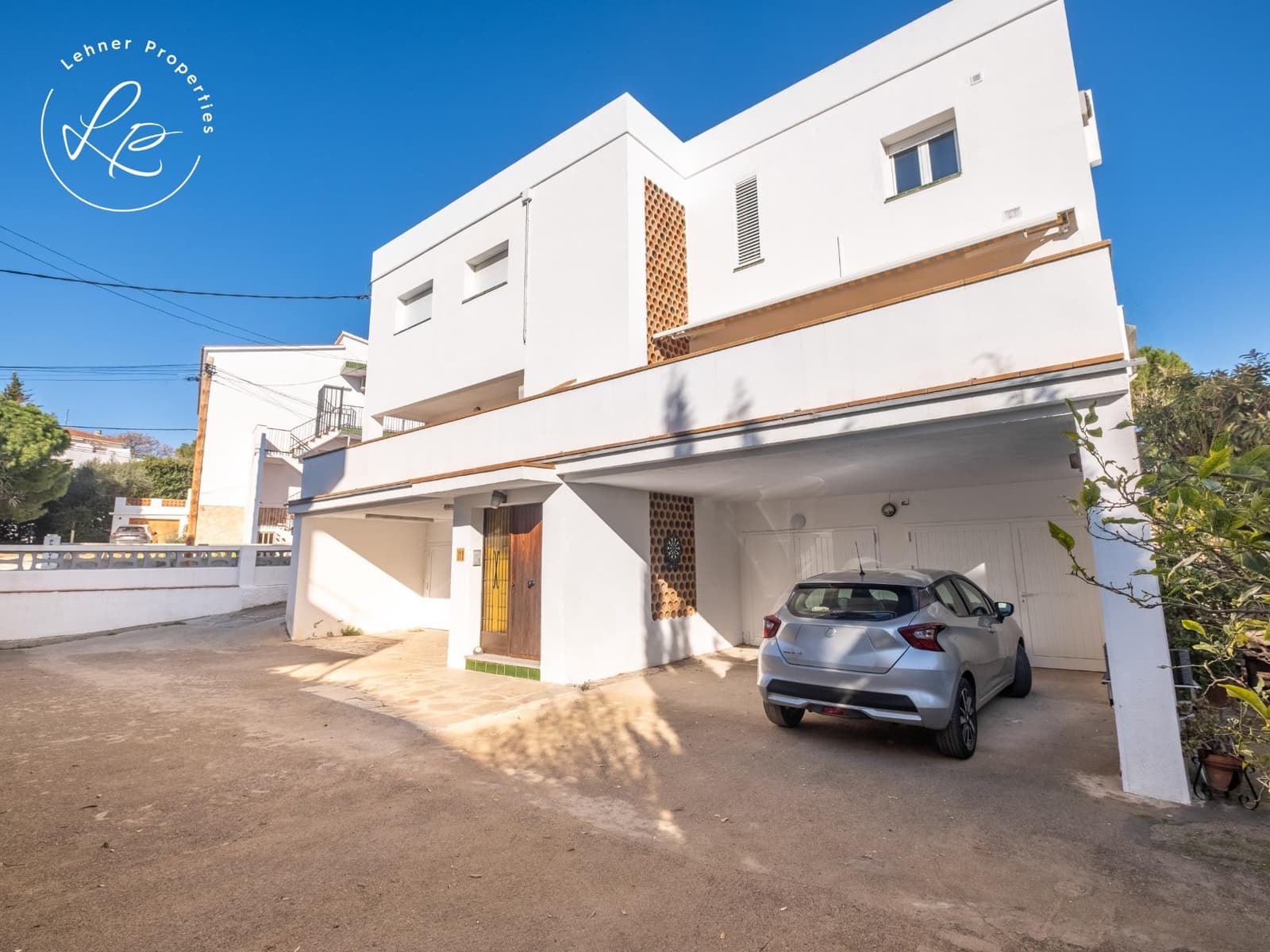 3 makuuhuone Kattohuoneisto myytävänä paikassa Llanca mukana 
autotalli - 285 000 € (Ref: 9518877)