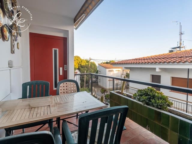 3 makuuhuone Kattohuoneisto myytävänä paikassa Llançà mukana 
autotalli - 285 000 € (Ref: 9518877)