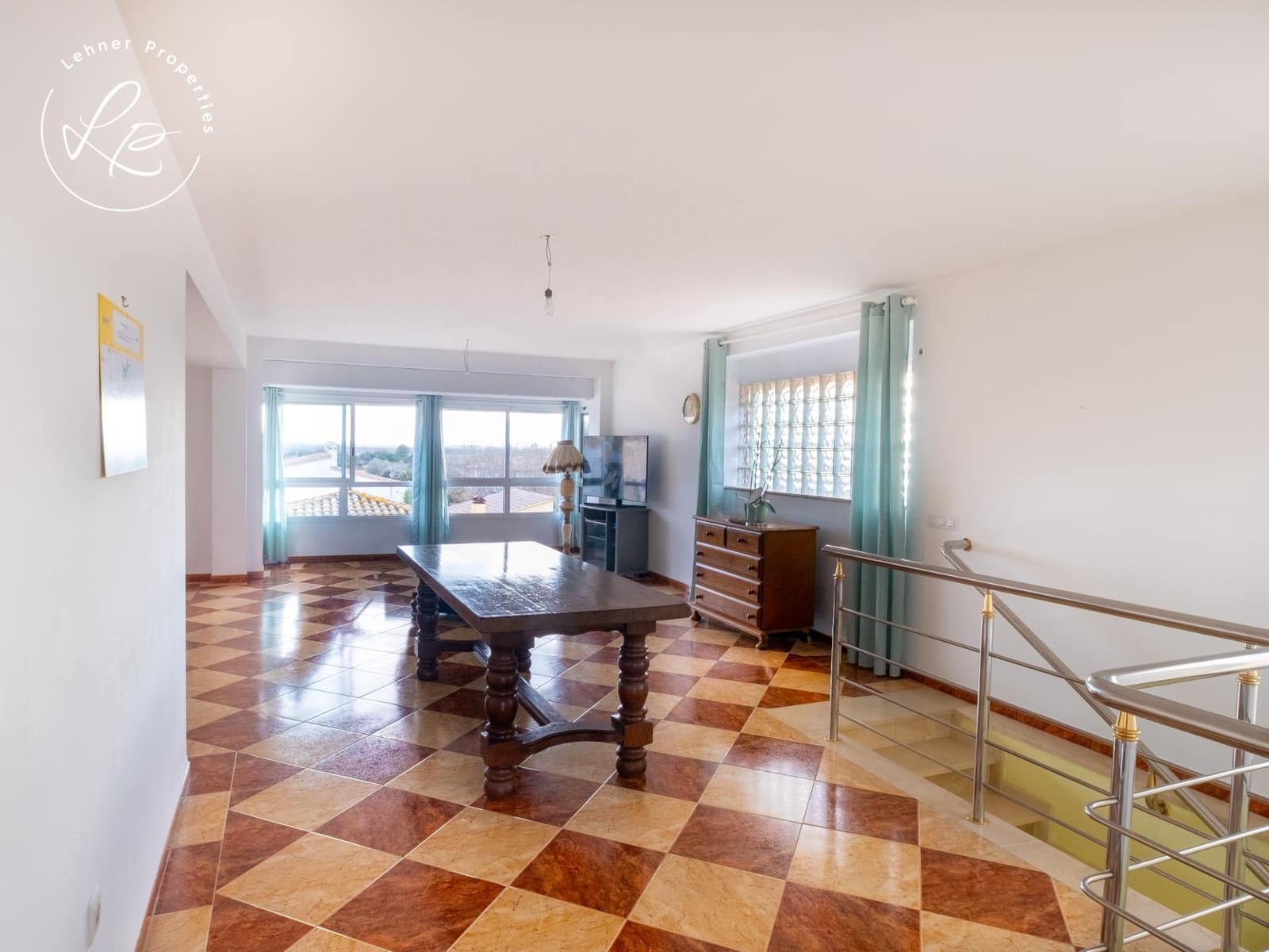 4 bedroom Villa for sale in Vilajuiga with garage - € 320,000 (Ref: 9604943)