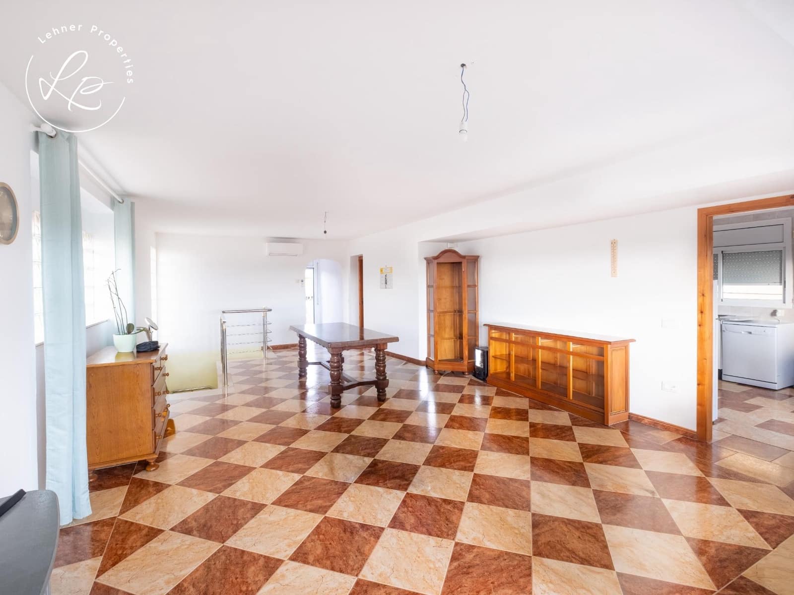 4 bedroom Villa for sale in Vilajuiga with garage - € 320,000 (Ref: 9604943)