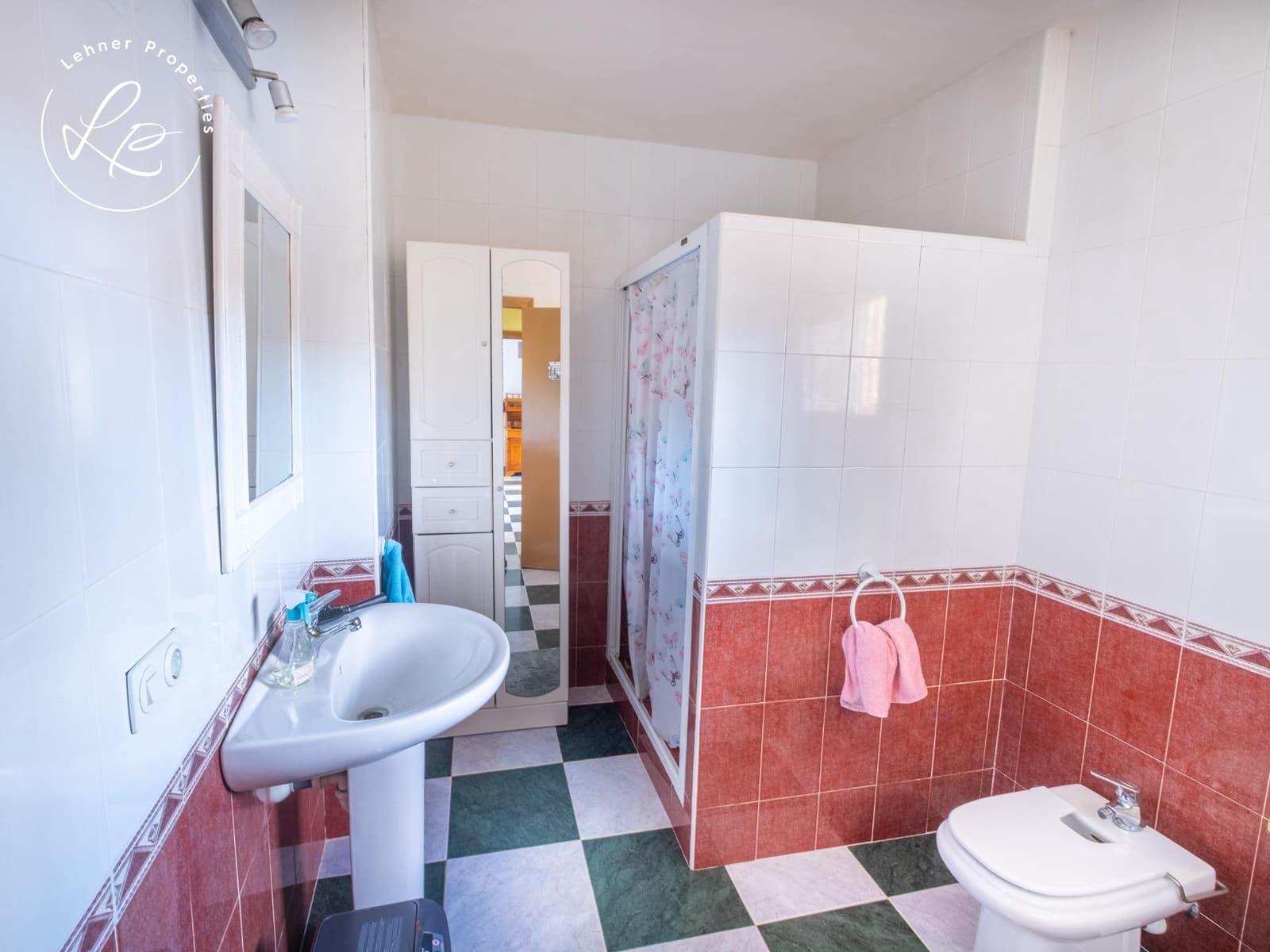 4 bedroom Villa for sale in Vilajuiga with garage - € 320,000 (Ref: 9604943)