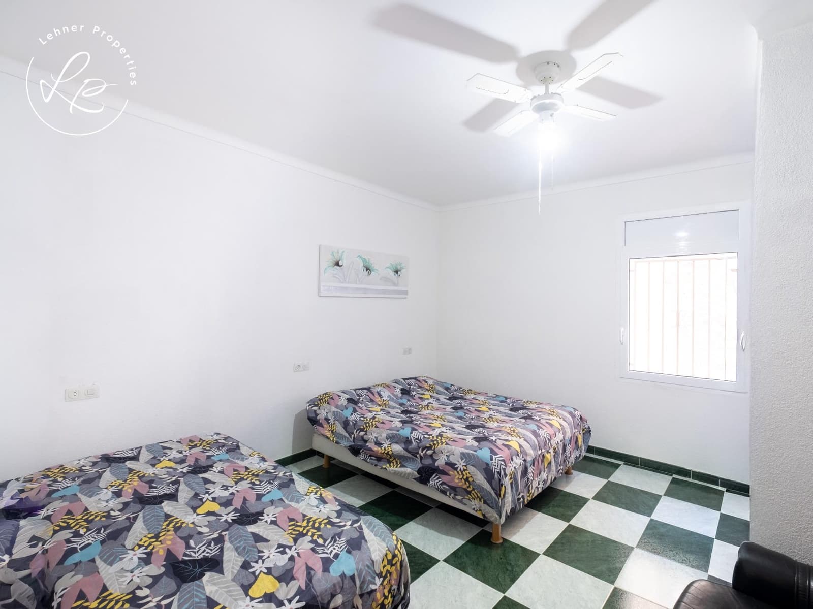 4 bedroom Villa for sale in Vilajuiga with garage - € 320,000 (Ref: 9604943)