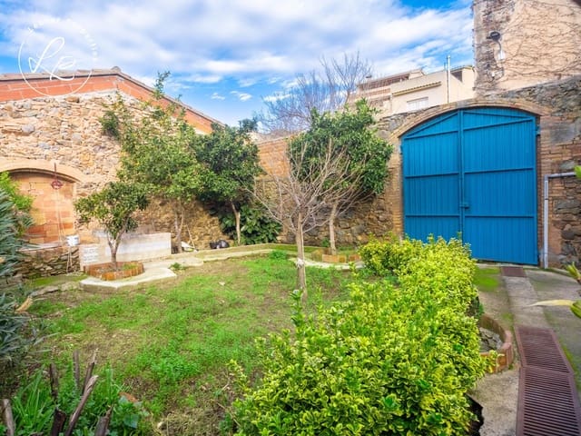 4 Zimmer Villa zu verkaufen in Vilajuïga mit Garage - 320.000 € (Ref: 9604943)