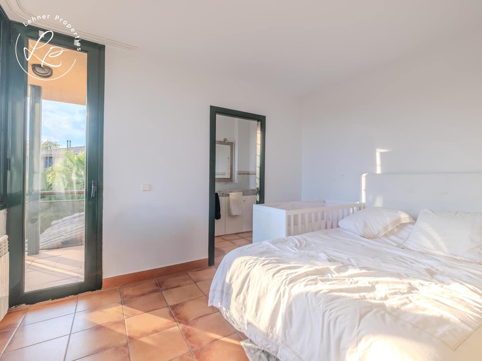 3 bedroom Terraced Villa for sale in Navata with pool - € 475,000 (Ref: 9698809)