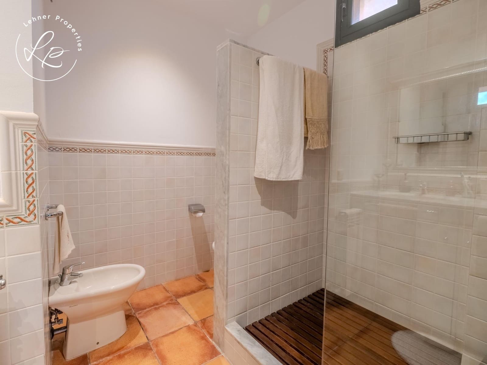 3 bedroom Terraced Villa for sale in Navata with pool - € 475,000 (Ref: 9698809)