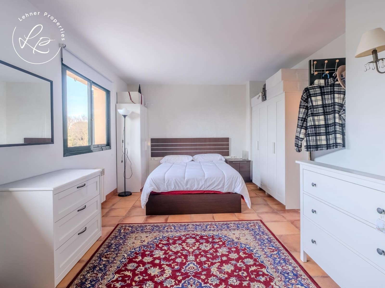 3 bedroom Terraced Villa for sale in Navata with pool - € 475,000 (Ref: 9698809)