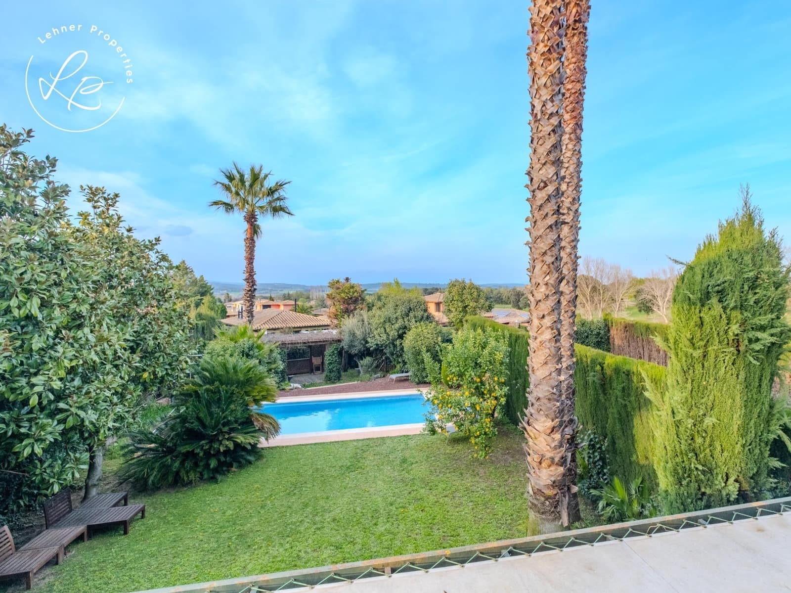 3 bedroom Terraced Villa for sale in Navata with pool - € 475,000 (Ref: 9698809)