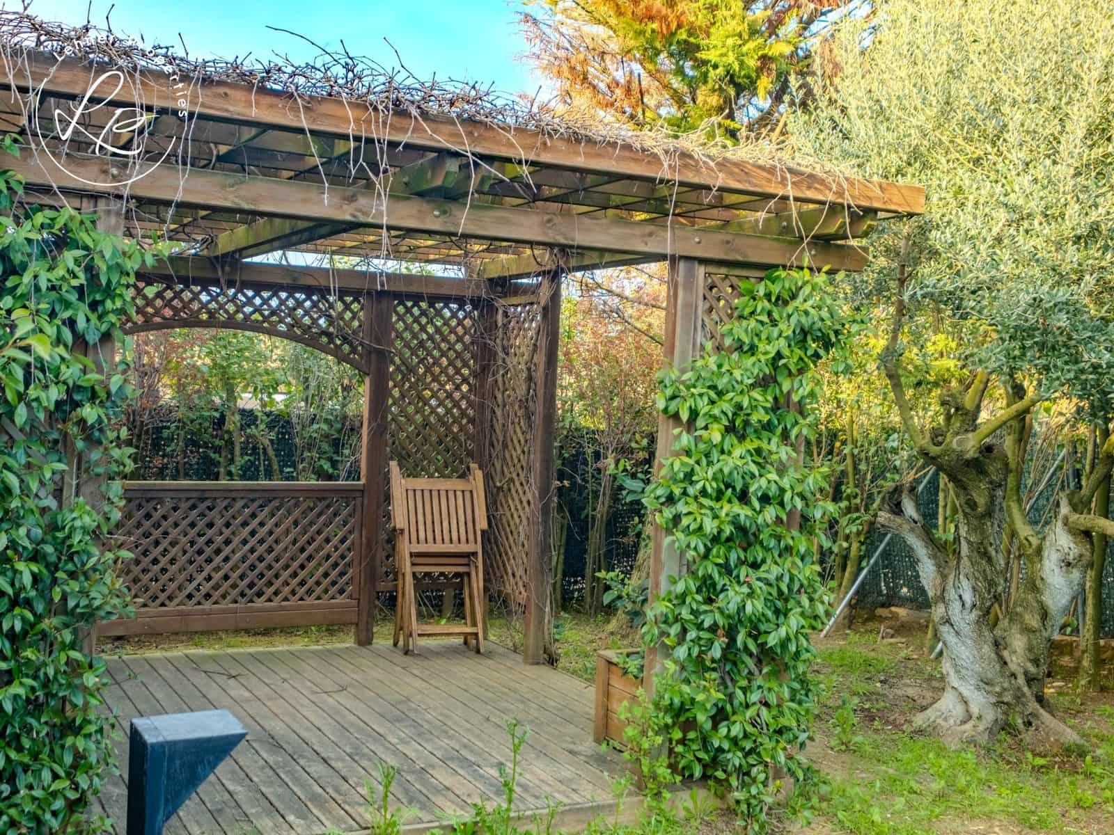 3 bedroom Terraced Villa for sale in Navata with pool - € 475,000 (Ref: 9698809)