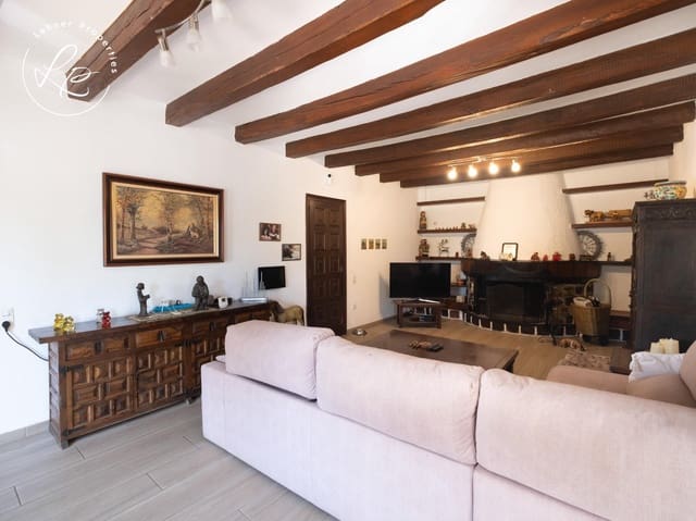 3 sovrum Finca/Hus på landet till salu i Pedret i Marzà med pool garage - 1 980 000 € (Ref: 9899164)