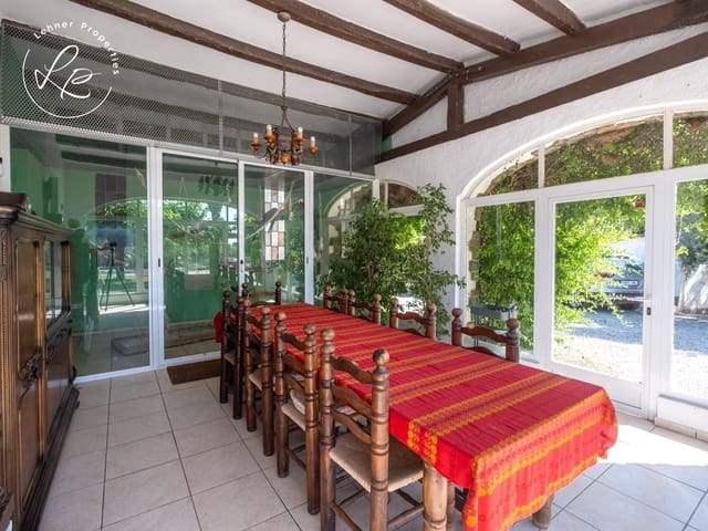 3 sovrum Finca/Hus på landet till salu i Pedret i Marzà med pool garage - 1 980 000 € (Ref: 9899164)