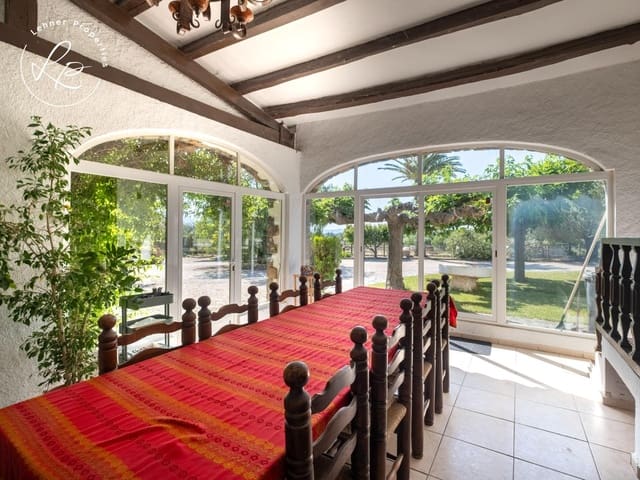 3 sovrum Finca/Hus på landet till salu i Pedret i Marzà med pool garage - 1 980 000 € (Ref: 9899164)