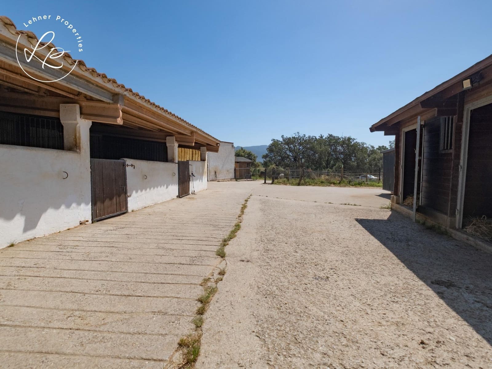 3 bedroom Finca/Country House for sale in Pedret i Marza with pool garage - € 1,980,000 (Ref: 9899164)
