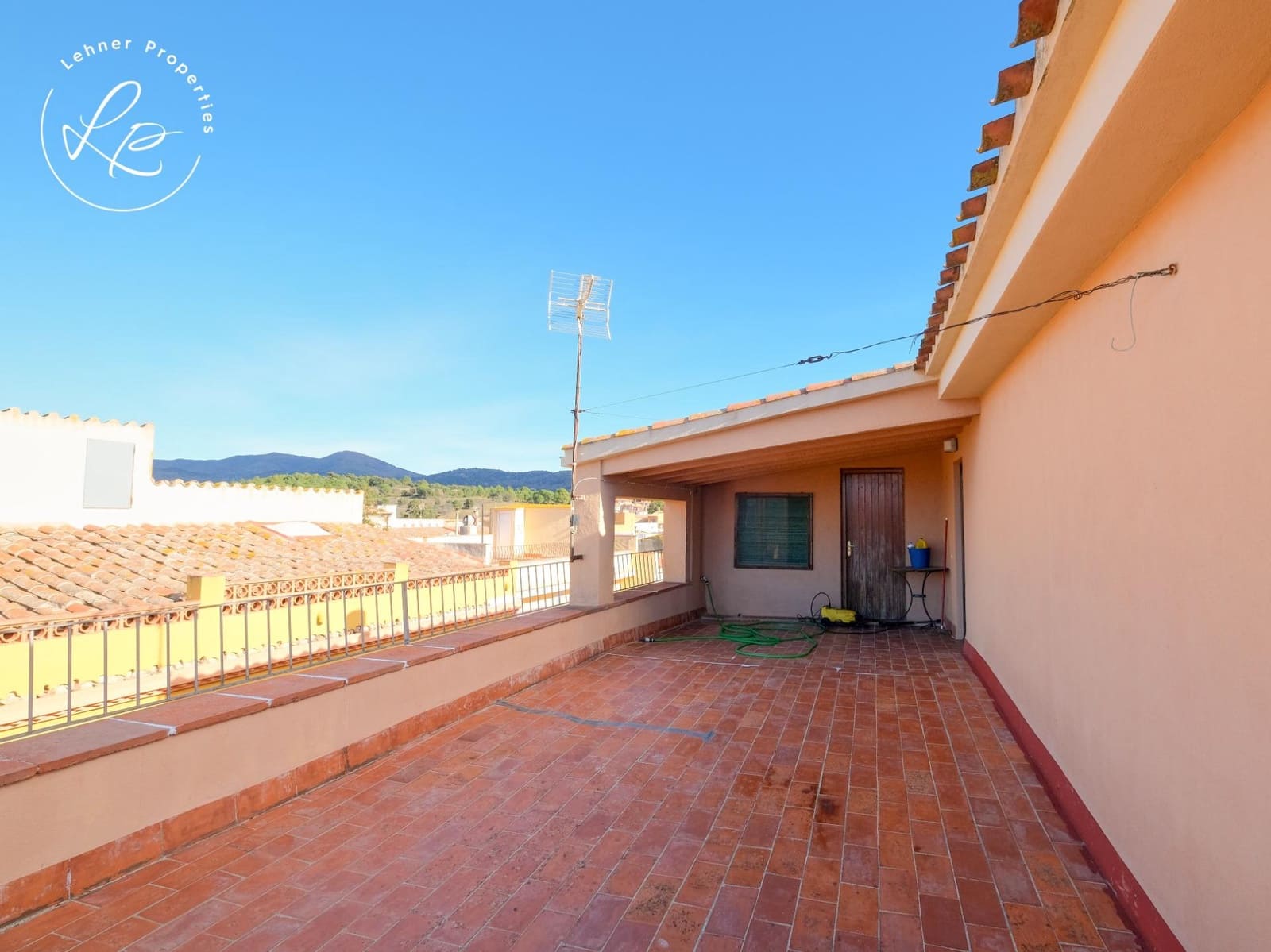 13 soverom Hotell til salgs i Garriguella - € 600 000 (Ref: 9903911)
